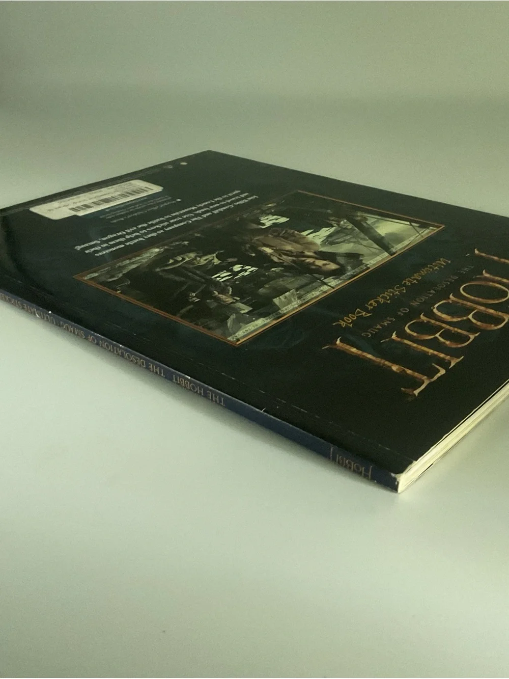 The Hobbit: A The Desolation of Smaug Ultimate Sticker Book - Green Cover